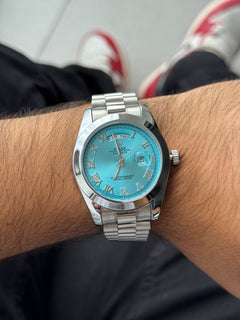 Rlx Roman Liso Plateado Tablero Azul Claro