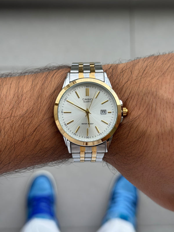 Cso Clasico Bicolor Dorado Tablero Plateado