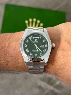 Rlx Roman Liso Plateado Tablero Verde