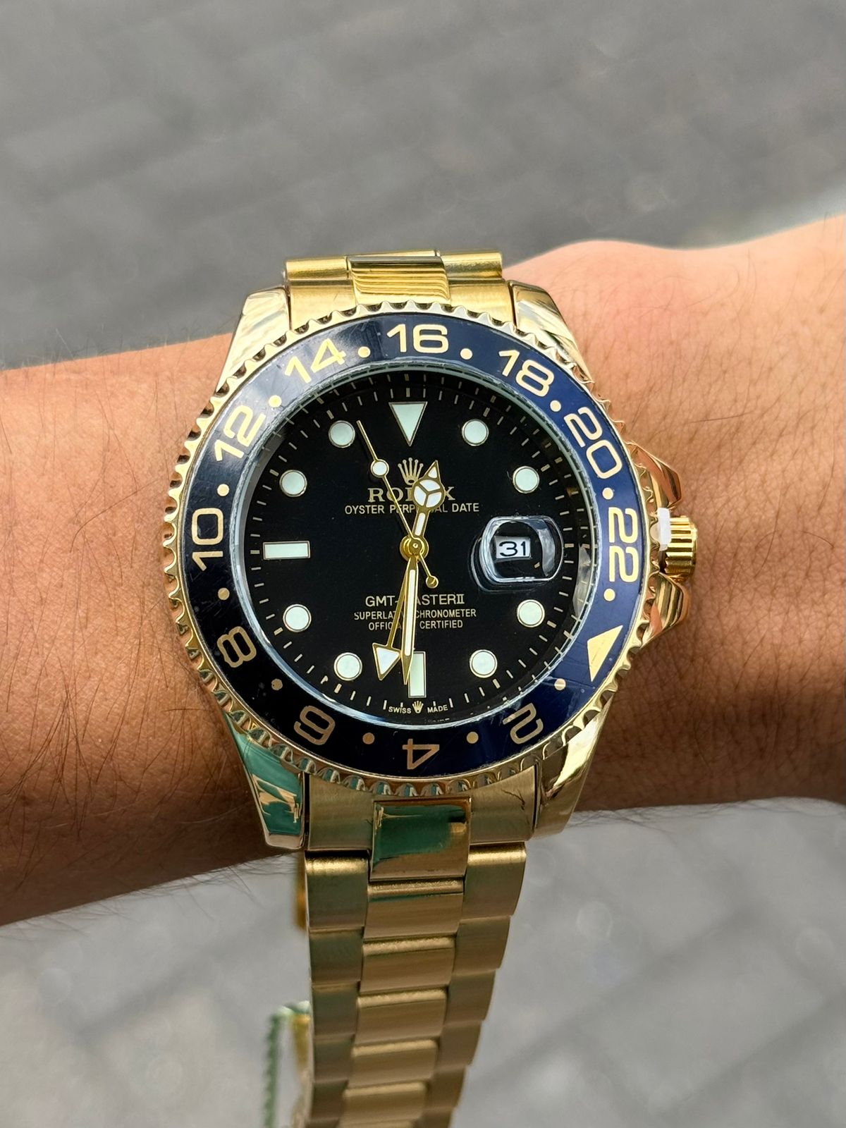 Rlx GMT 2 Dorado Tablero Negro Bisel Negro Azul