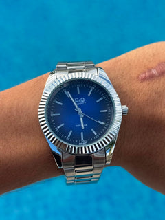 QYQ B95 Plateado Tablero Azul