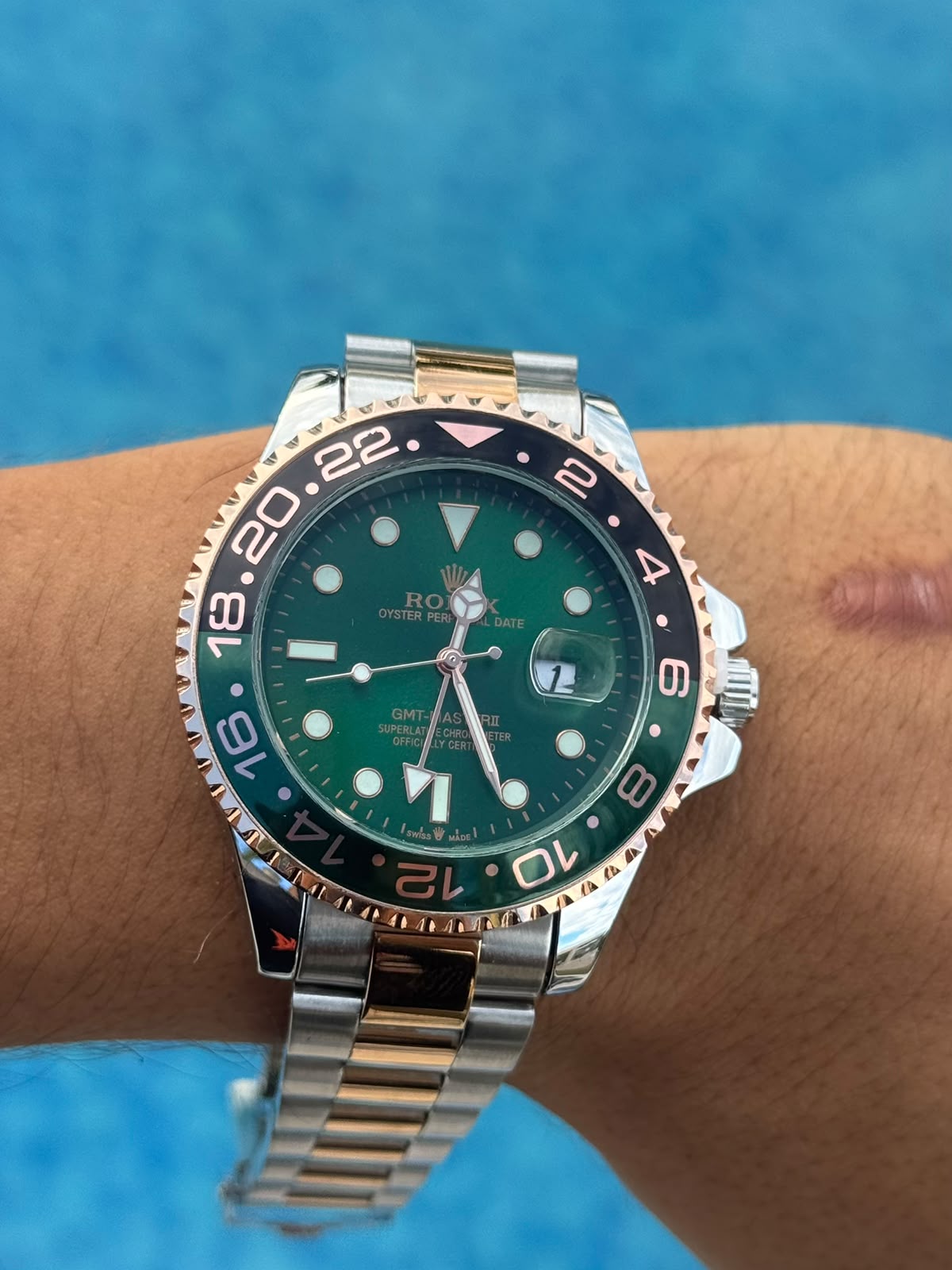 Rlx GMT Bicolor Dorado Tablero Verde Bisel Verde Negro