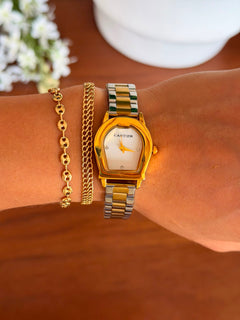 Crtr Mujer Bicolor Dorado Tablero Blanco