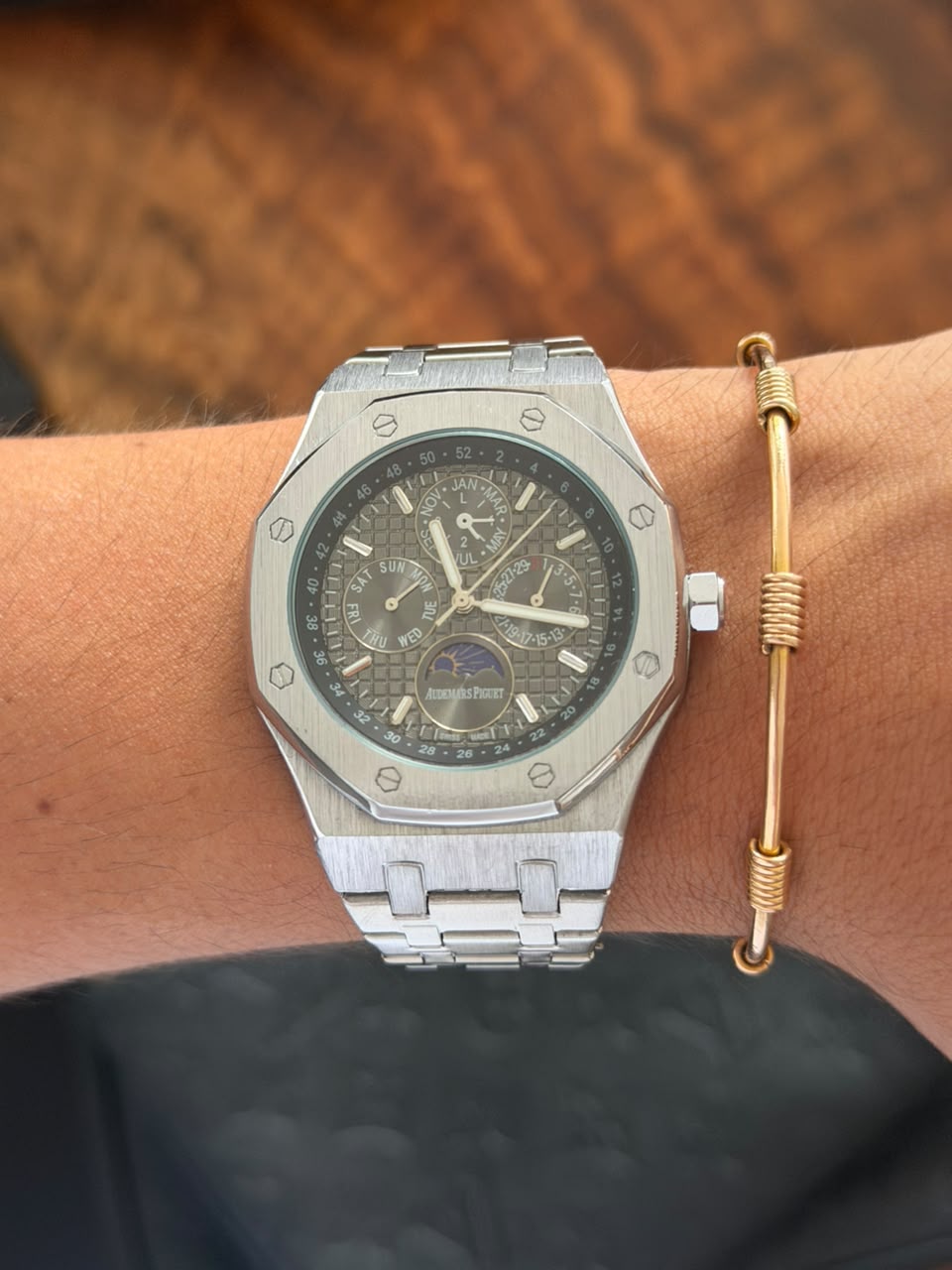 Admrs Royale Plateado Tablero Gris