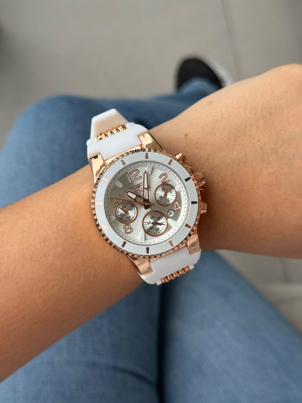 Invct Mujer 12H Goma Blanca Tablero Blanco Oro Rosa