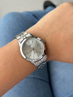 Cso Clasico New Mujer Plateado Tablero Plateado