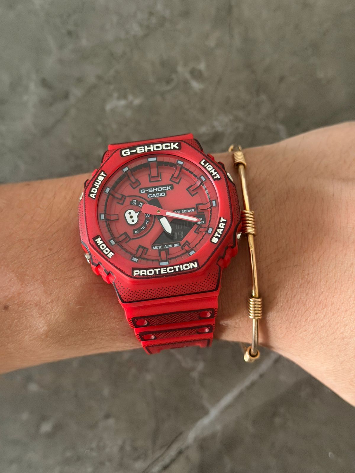 G-Shck Manga Rojo Tablero Rojo