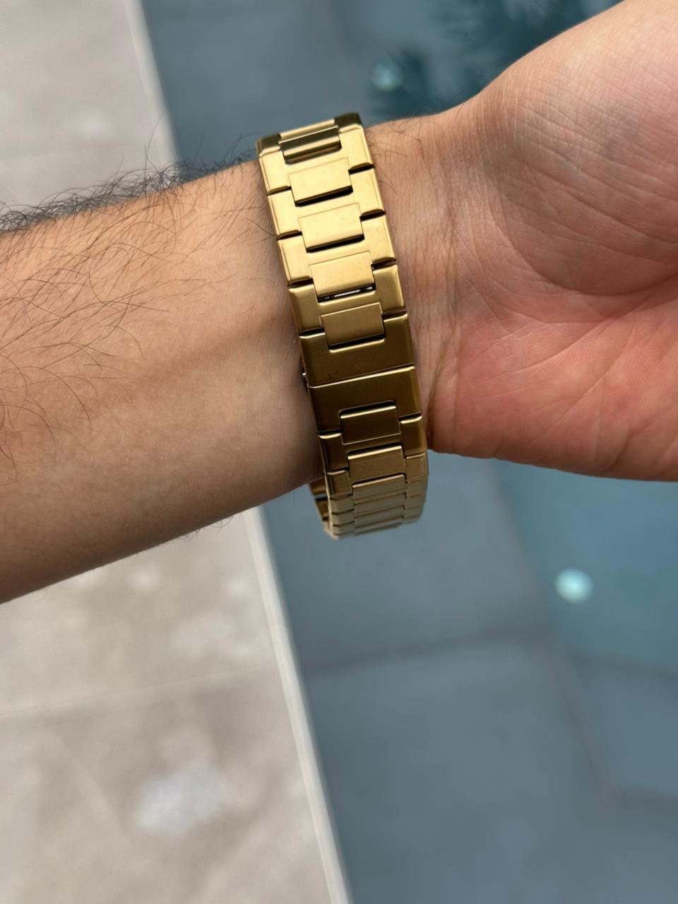 Admrs Oak Metalico Dorado Tablero Dorado