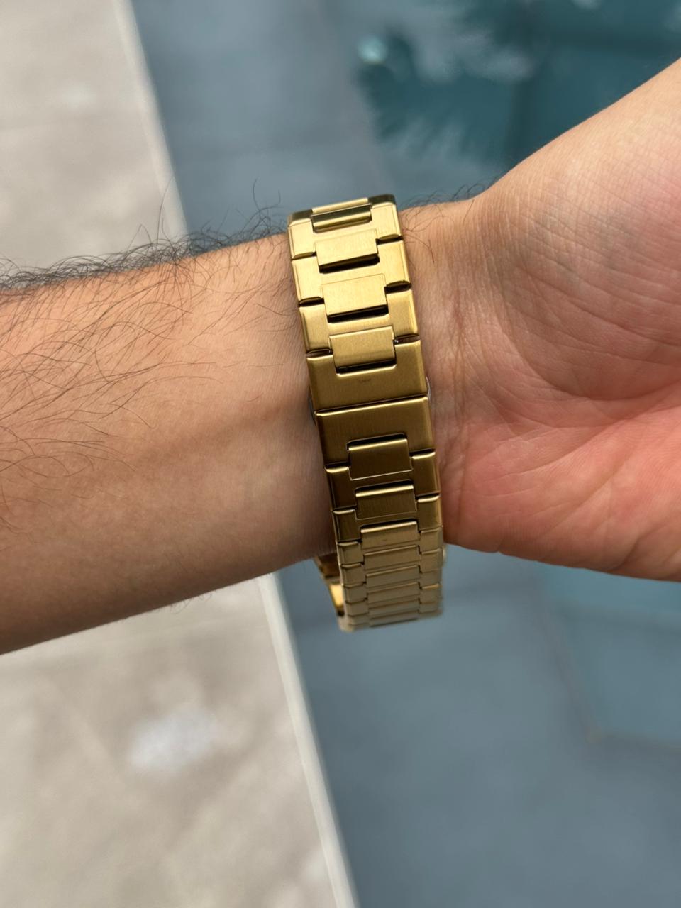 Admrs Oak Metalico Dorado Tablero Dorado