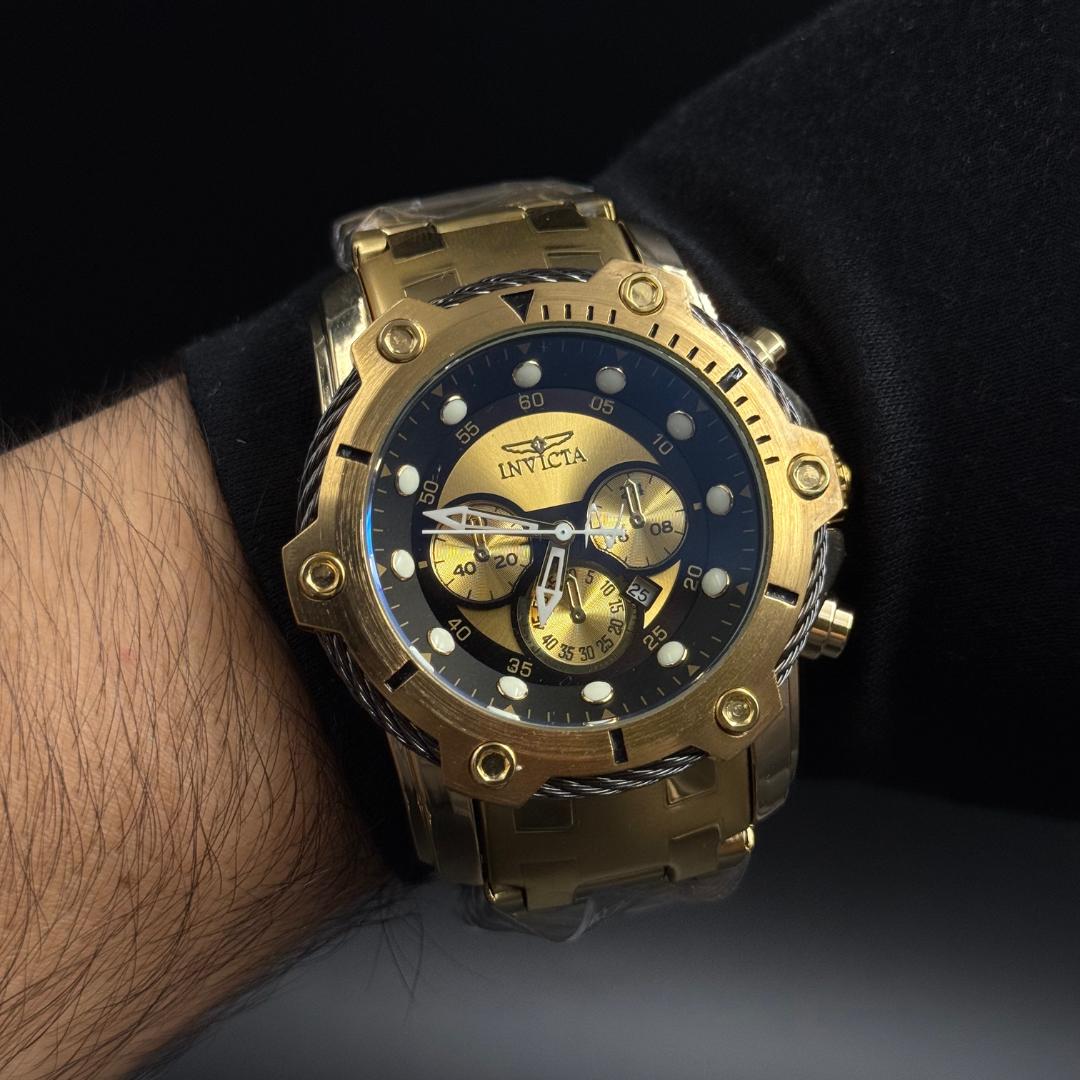 Invct Bolt Dorado Tablero Dorado Negro
