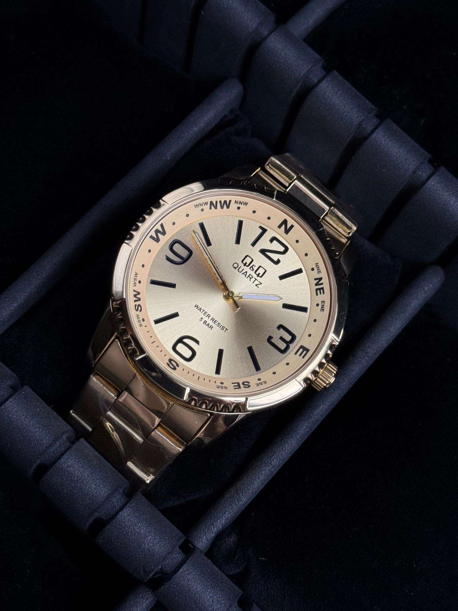 QYQ 6750 Dorado Tablero Dorado