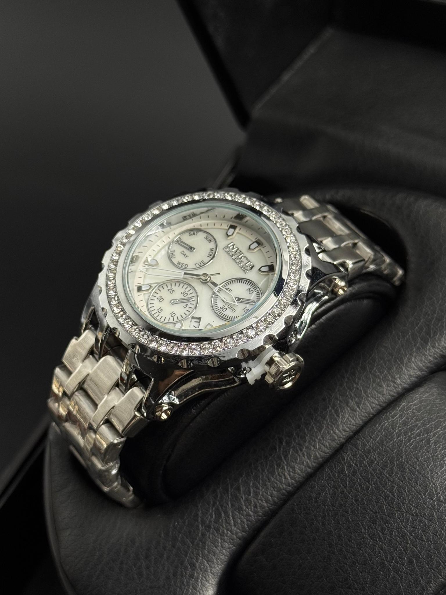 Invct Mujer Metálico Crono Plateado Tablero Blanco