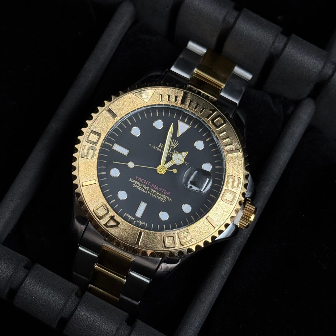 Rlx Yacht Maser Bicolor Dorado Tablero Negro