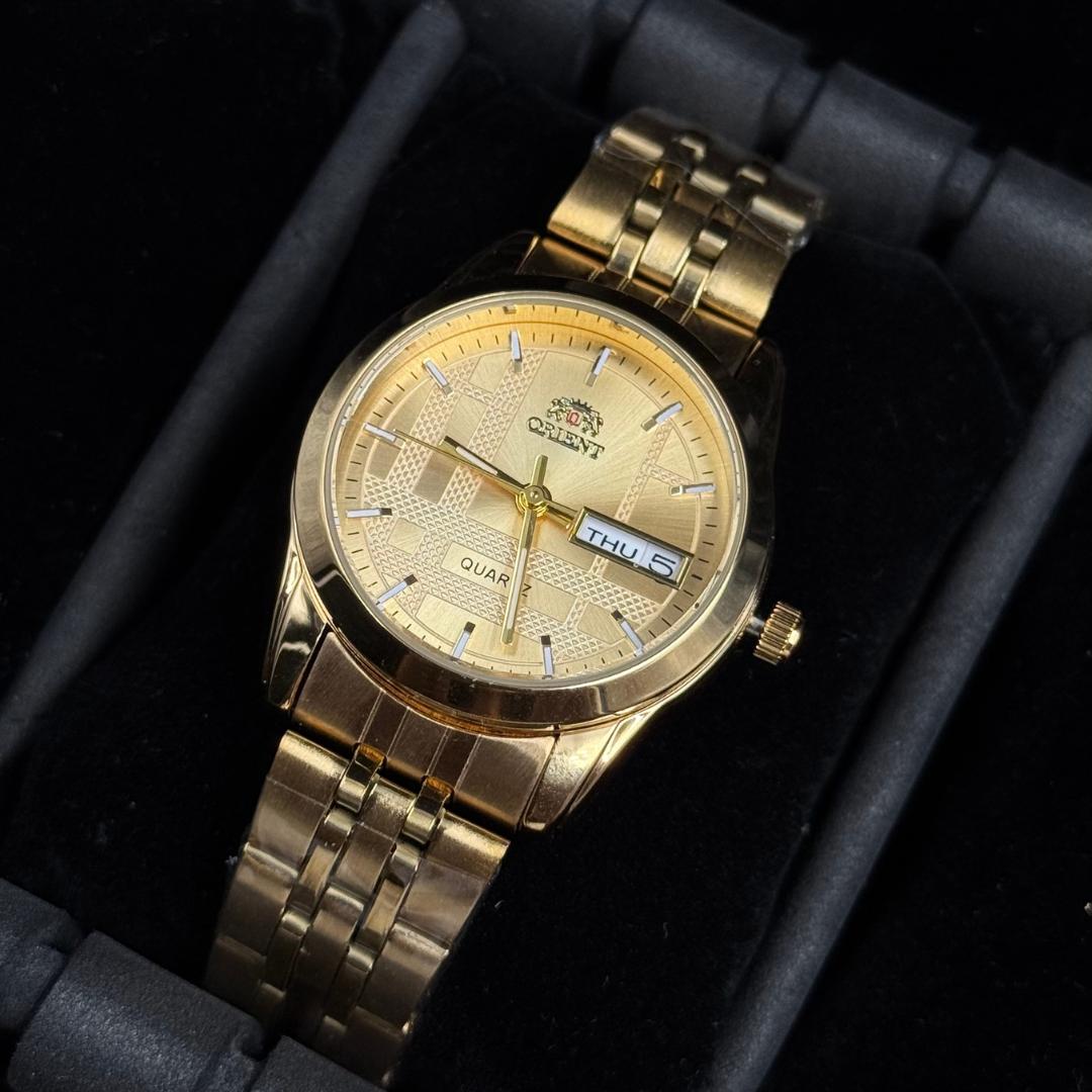 Ornt Mujer Dorado Tablero Dorado