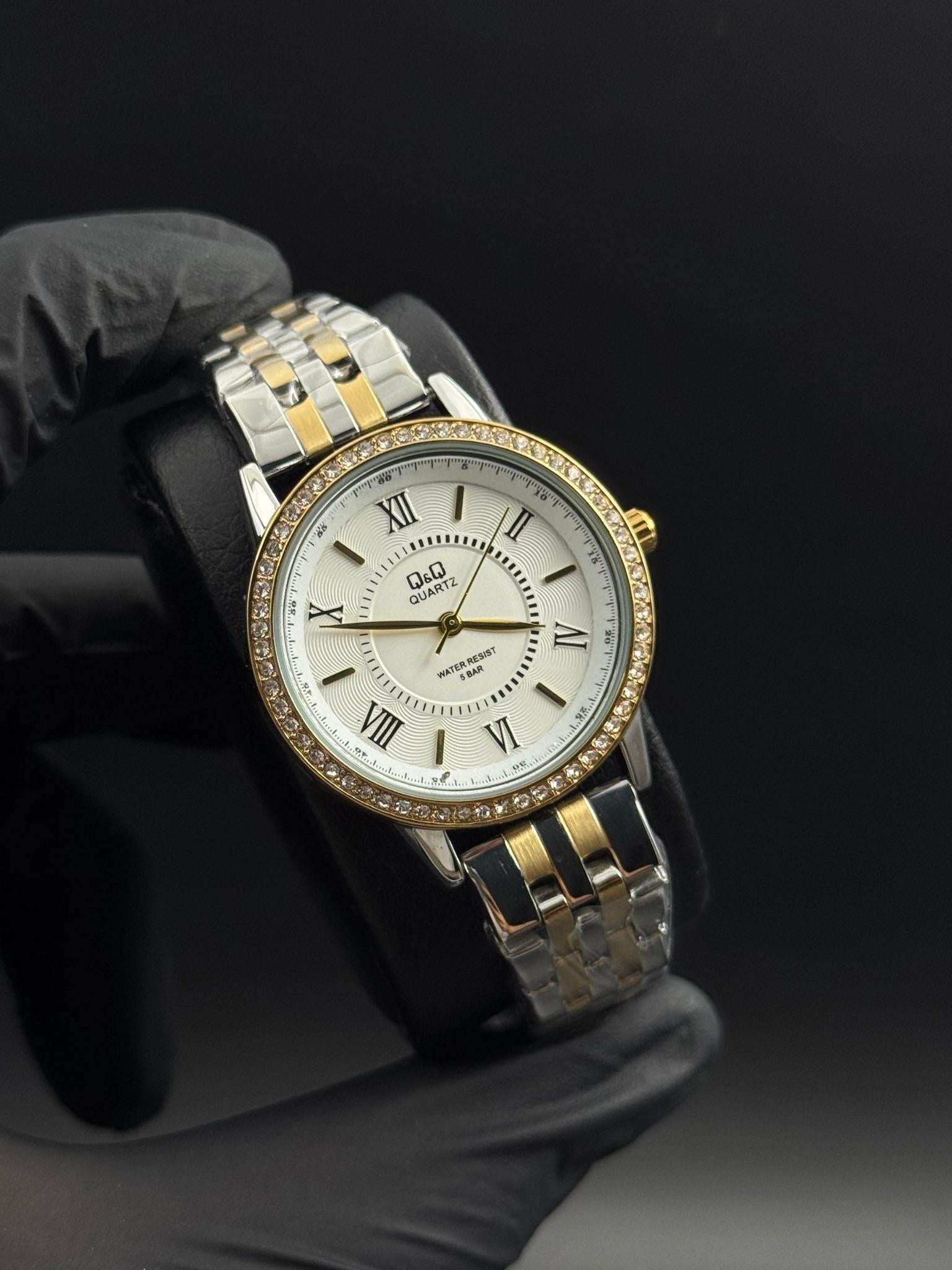 QYQ Mujer Roman Bicolor Dorado Tablero Blanco