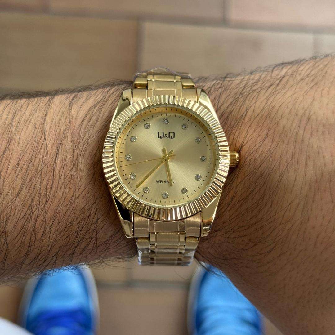 Qyq hombre 2025 New Dorado Tablero Dorado