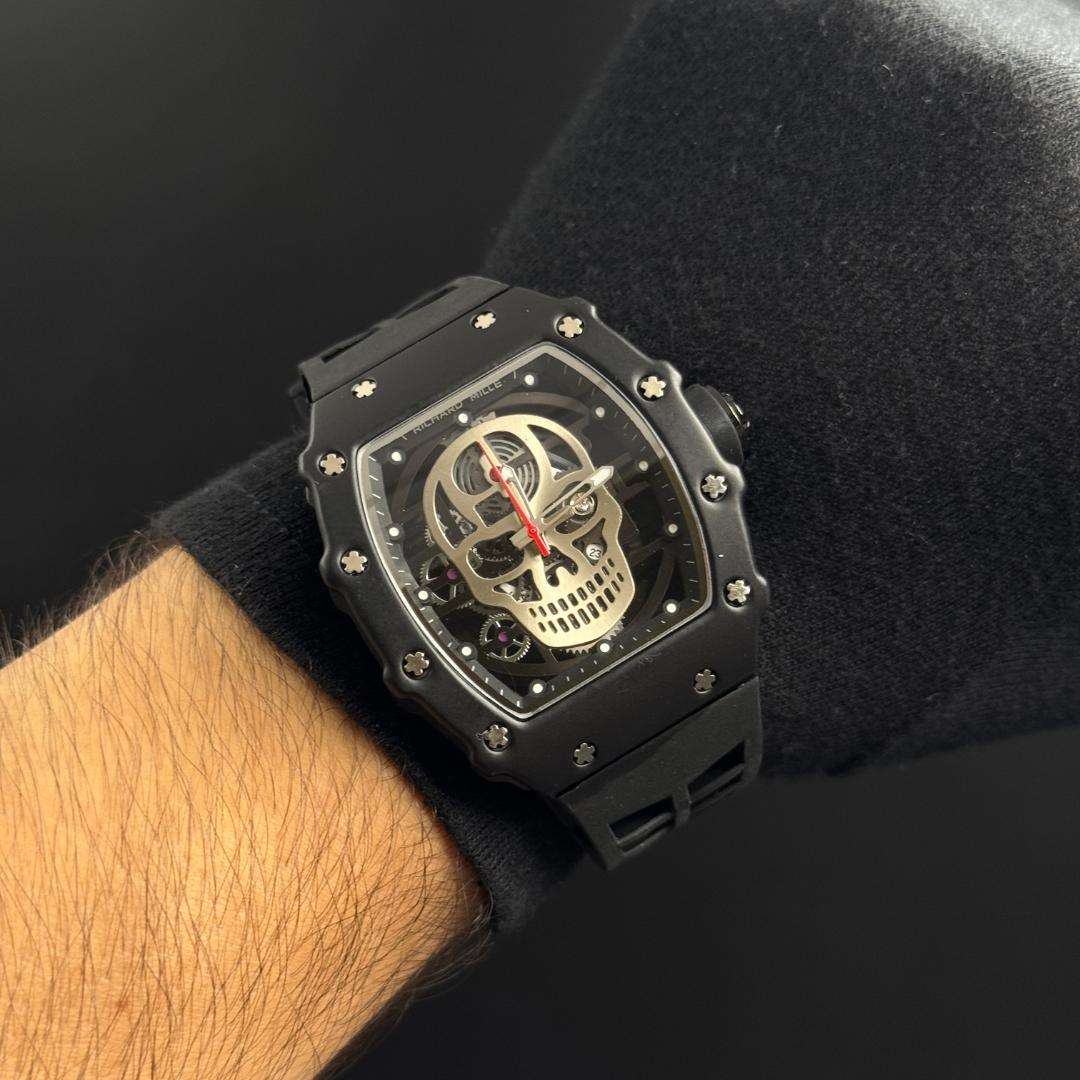 Rchrd Mll Calavera Negro Tablero Plateado-Negro