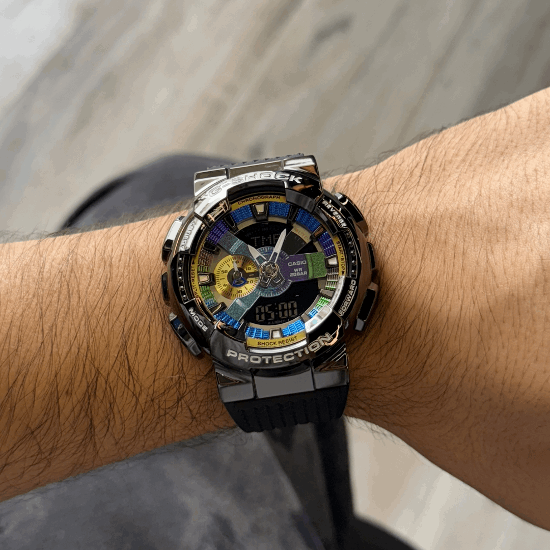 G-SHOCK GA-110 METAL NEGRO TABLERO BICOLOR
