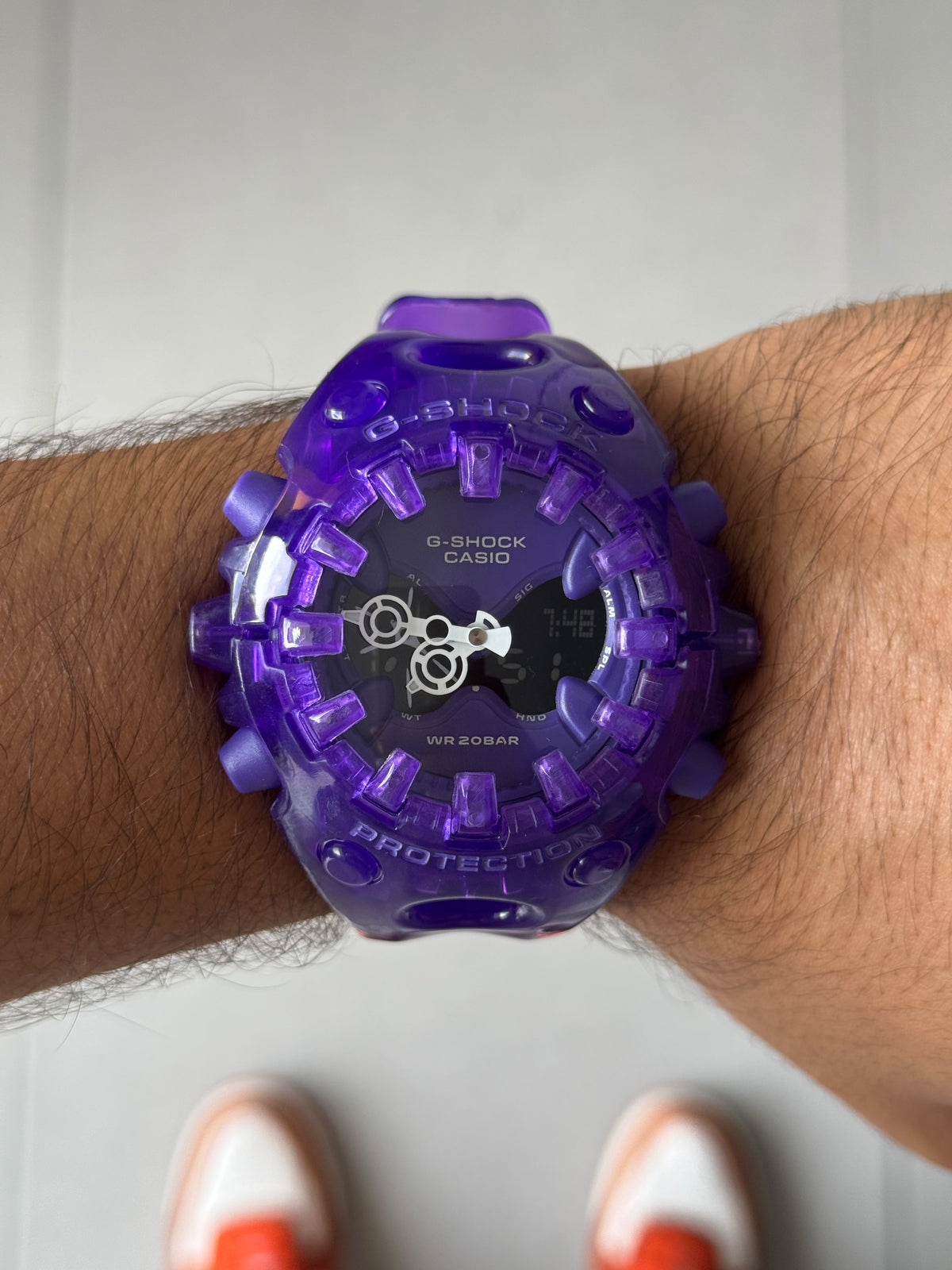 G-shck WR Zobar Morado