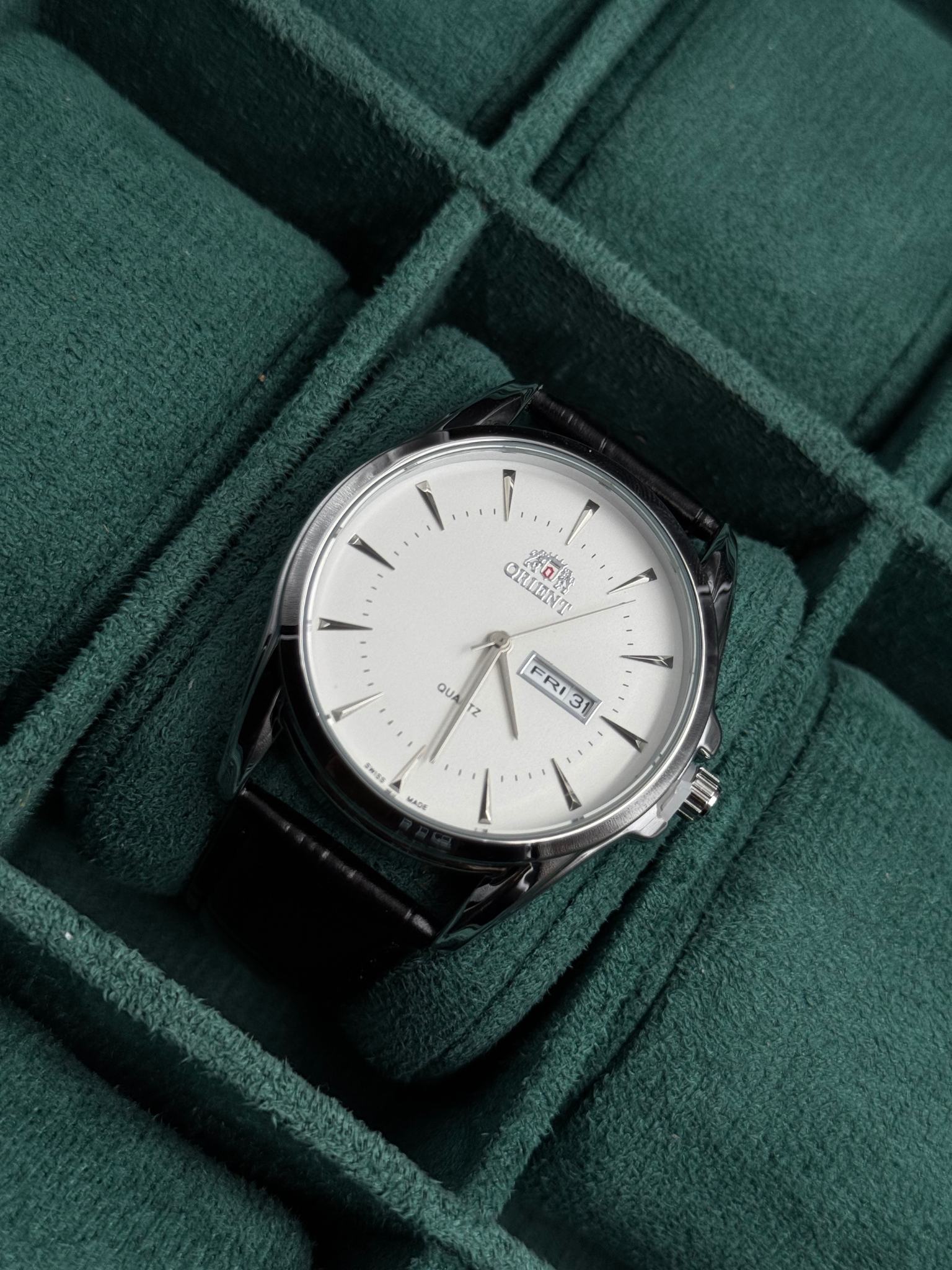 ORNT Clásico 520  Cuero Negro Tablero Blanco
