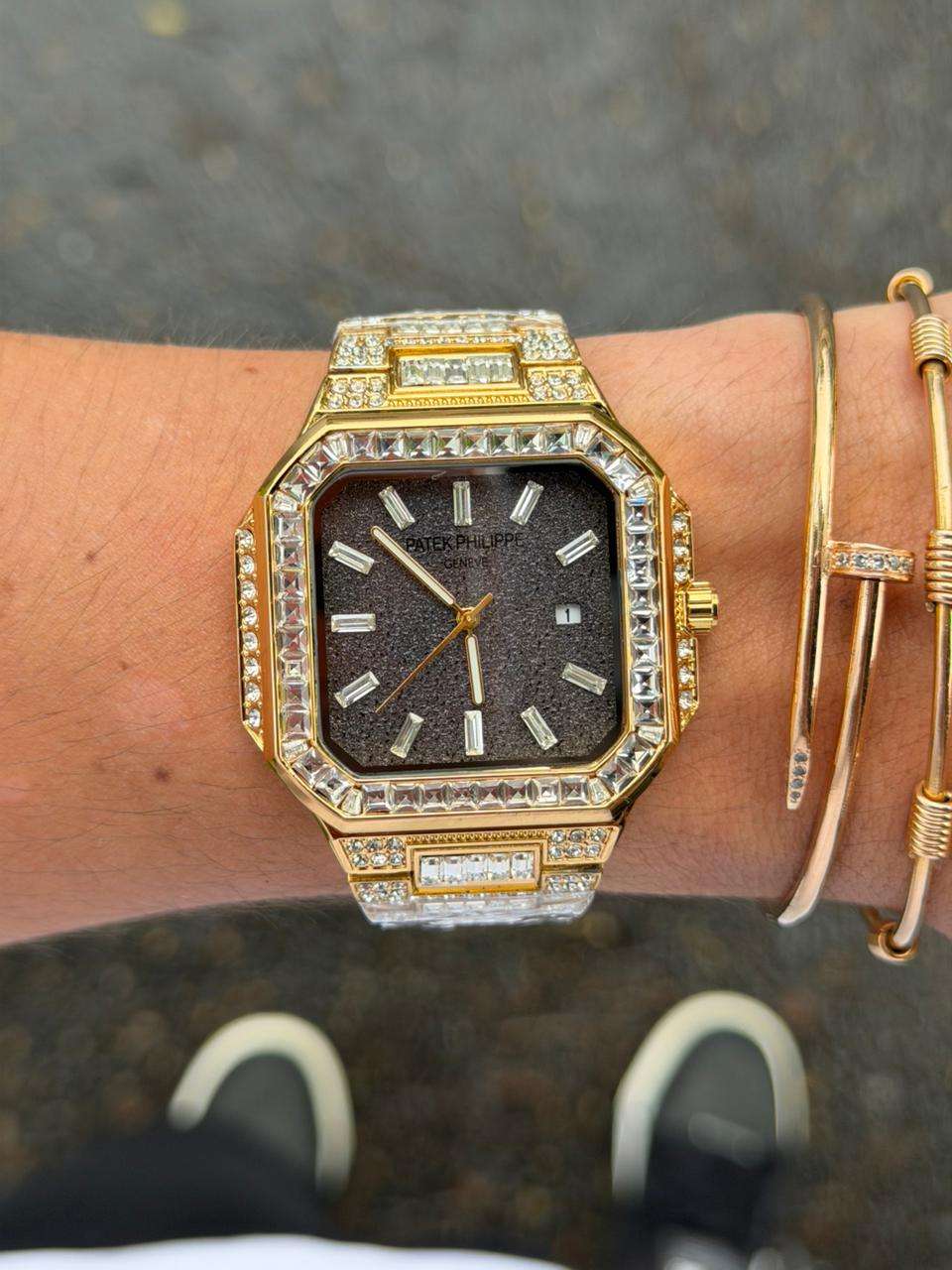 Patk Diamond Dorado Tablero Negro Brillante