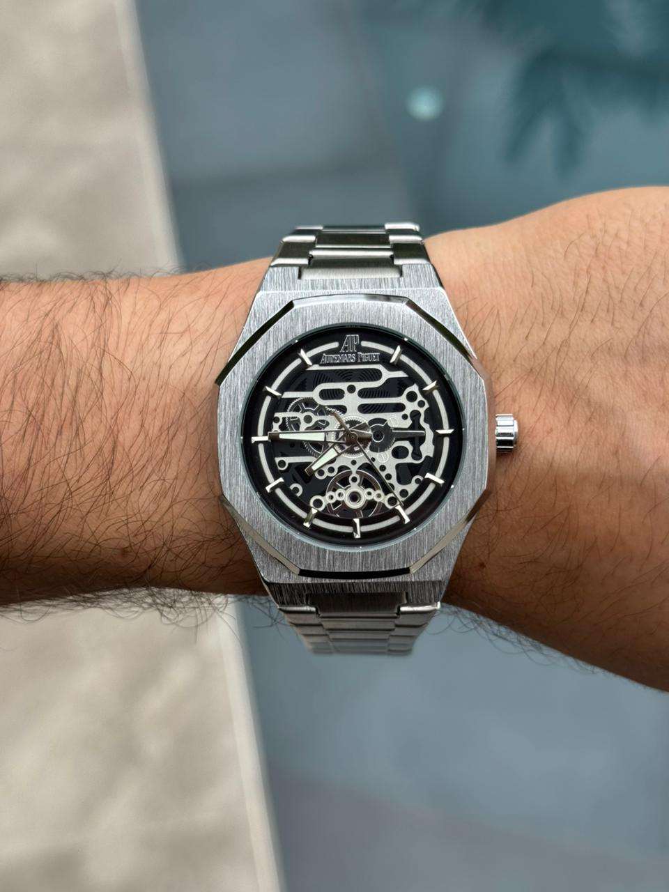 Admrs Oak Metalico Plateado Tablero Negro Plateado