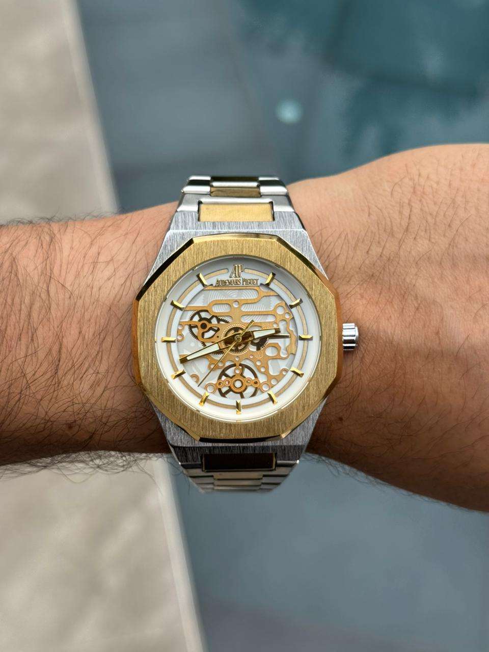 Admrs Oak Metalico Bicolor Dorado Tablero Blanco Dorado