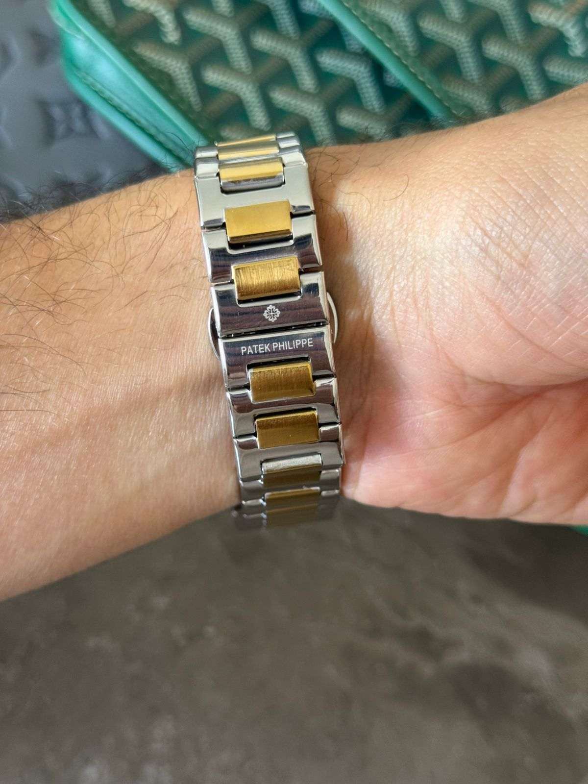 Ptk Arabe Bicolor Dorado Tablero Verde