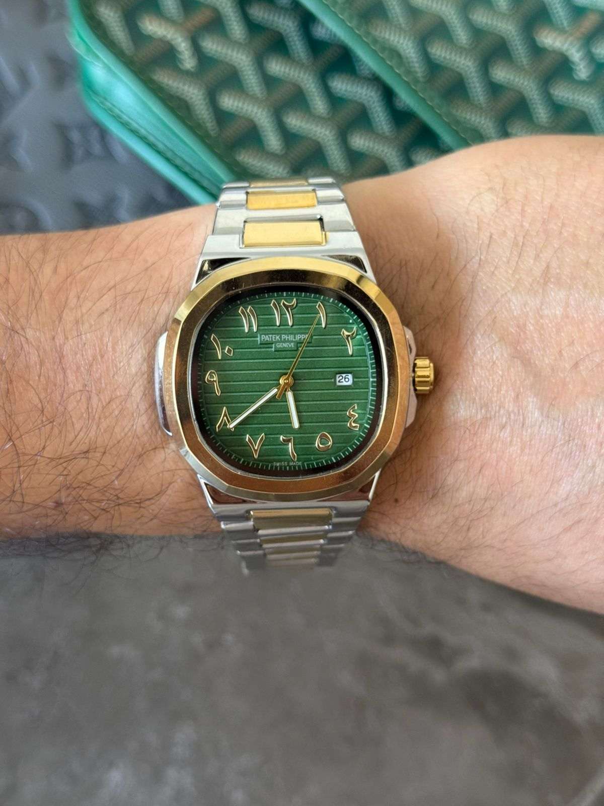 Ptk Arabe Bicolor Dorado Tablero Verde