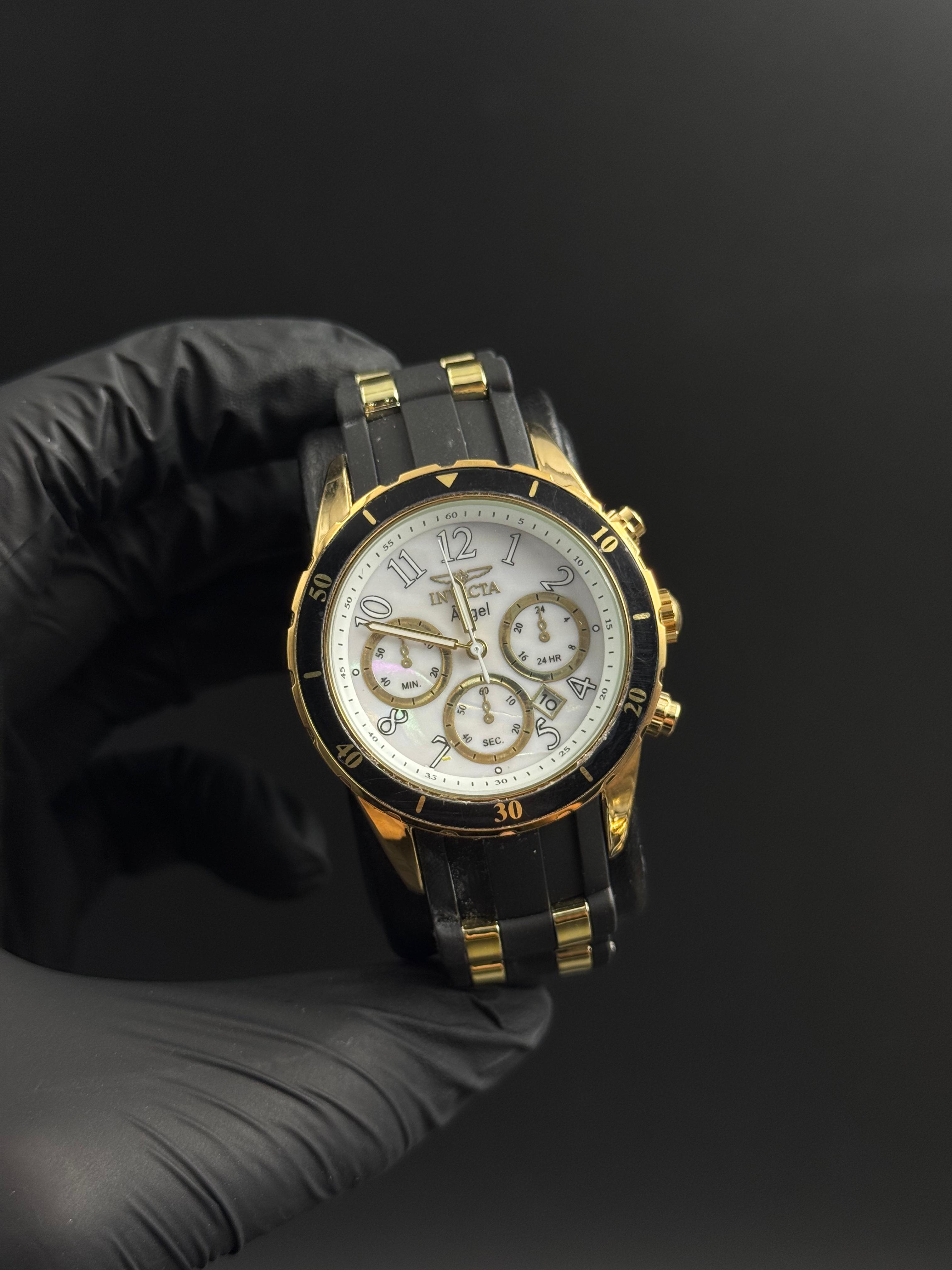 Invct Mujer 12H Goma Negra Tablero Blanco Negro Dorado