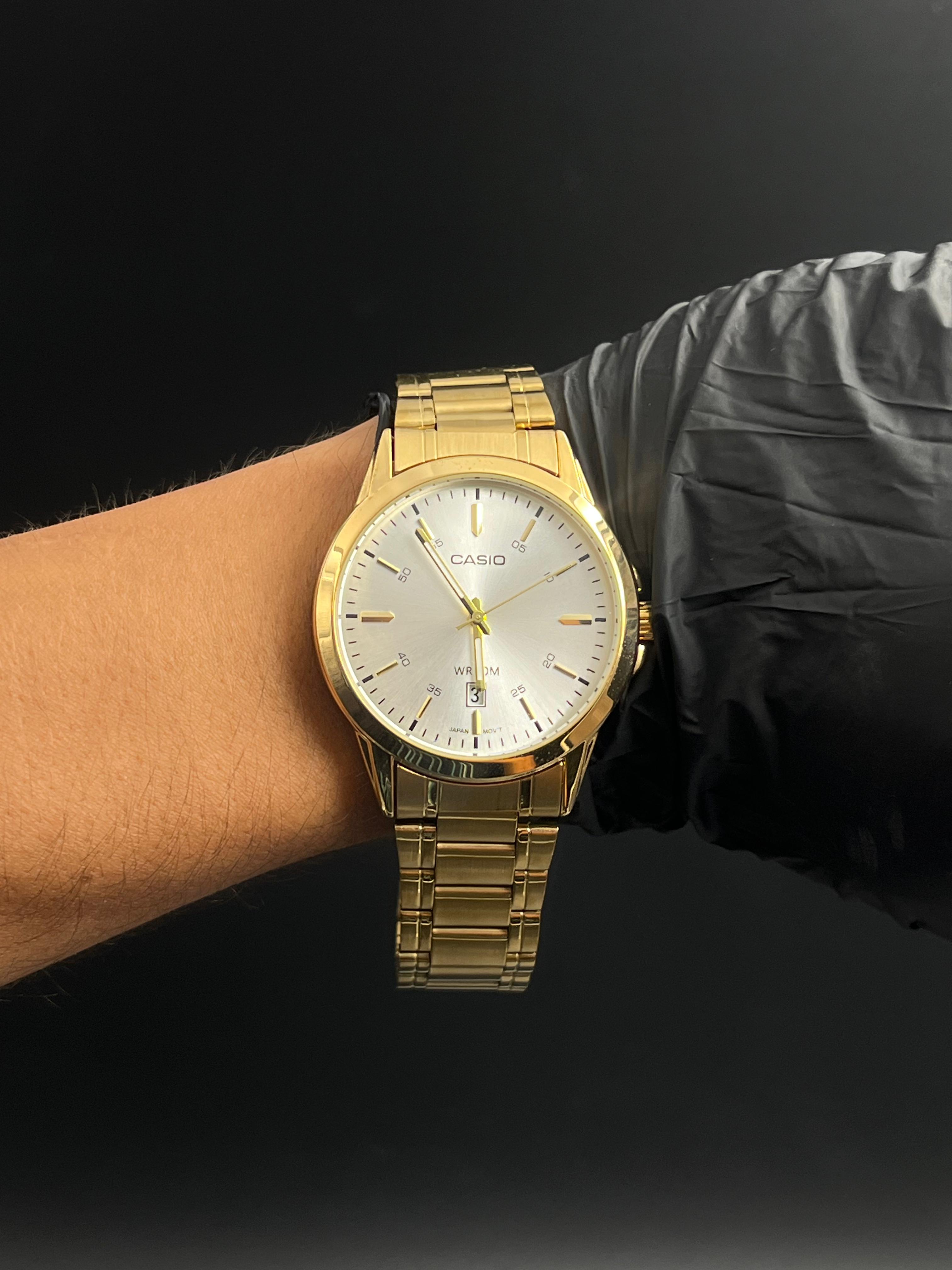 Cso Clasico New Dorado Tablero Plateado