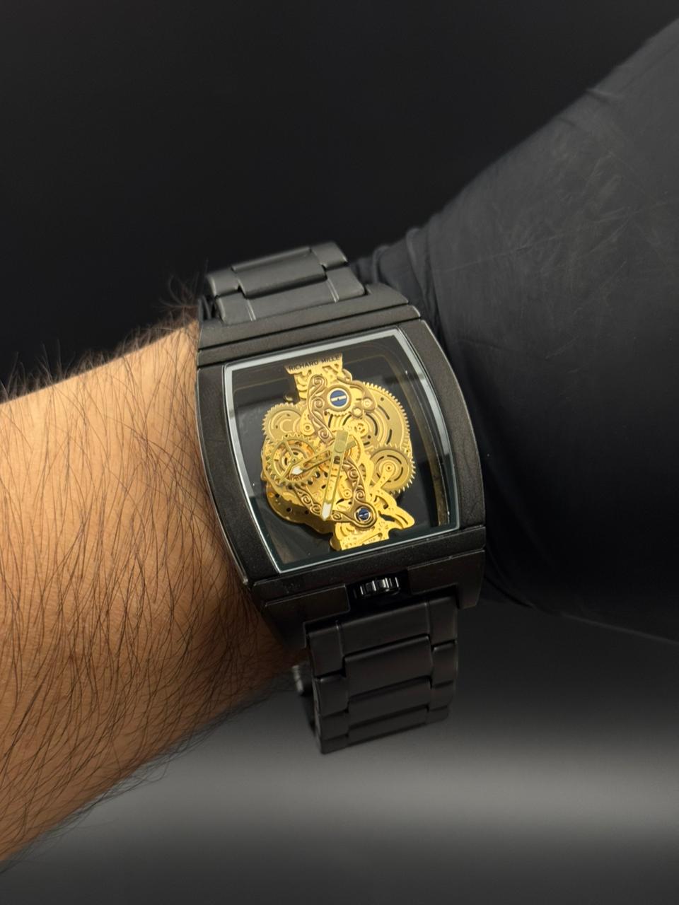 Rchrd Mll Metalico Negro Tablero Dorado