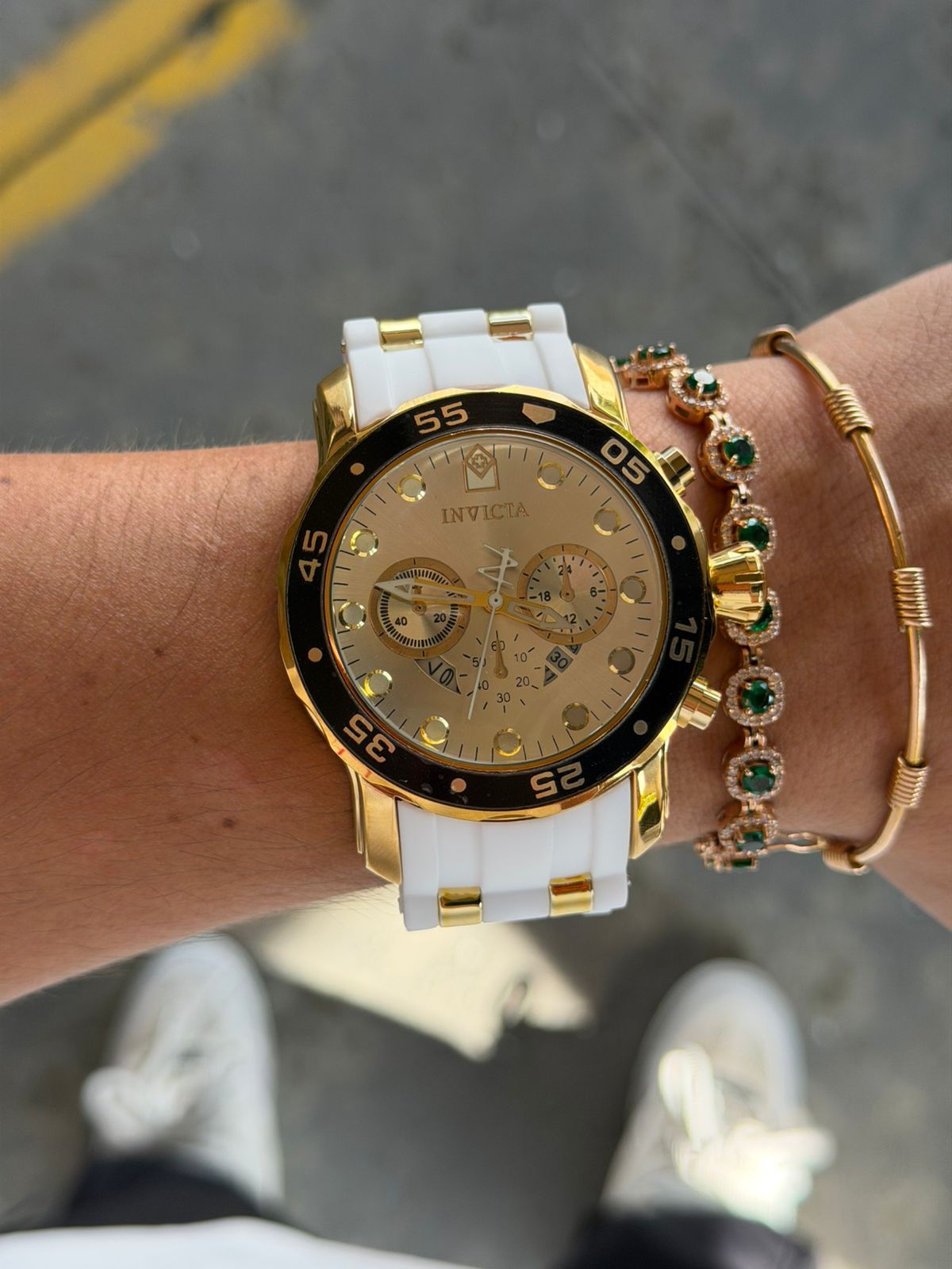 Invcta Drive Goma Blanca Tablero Dorado Negro