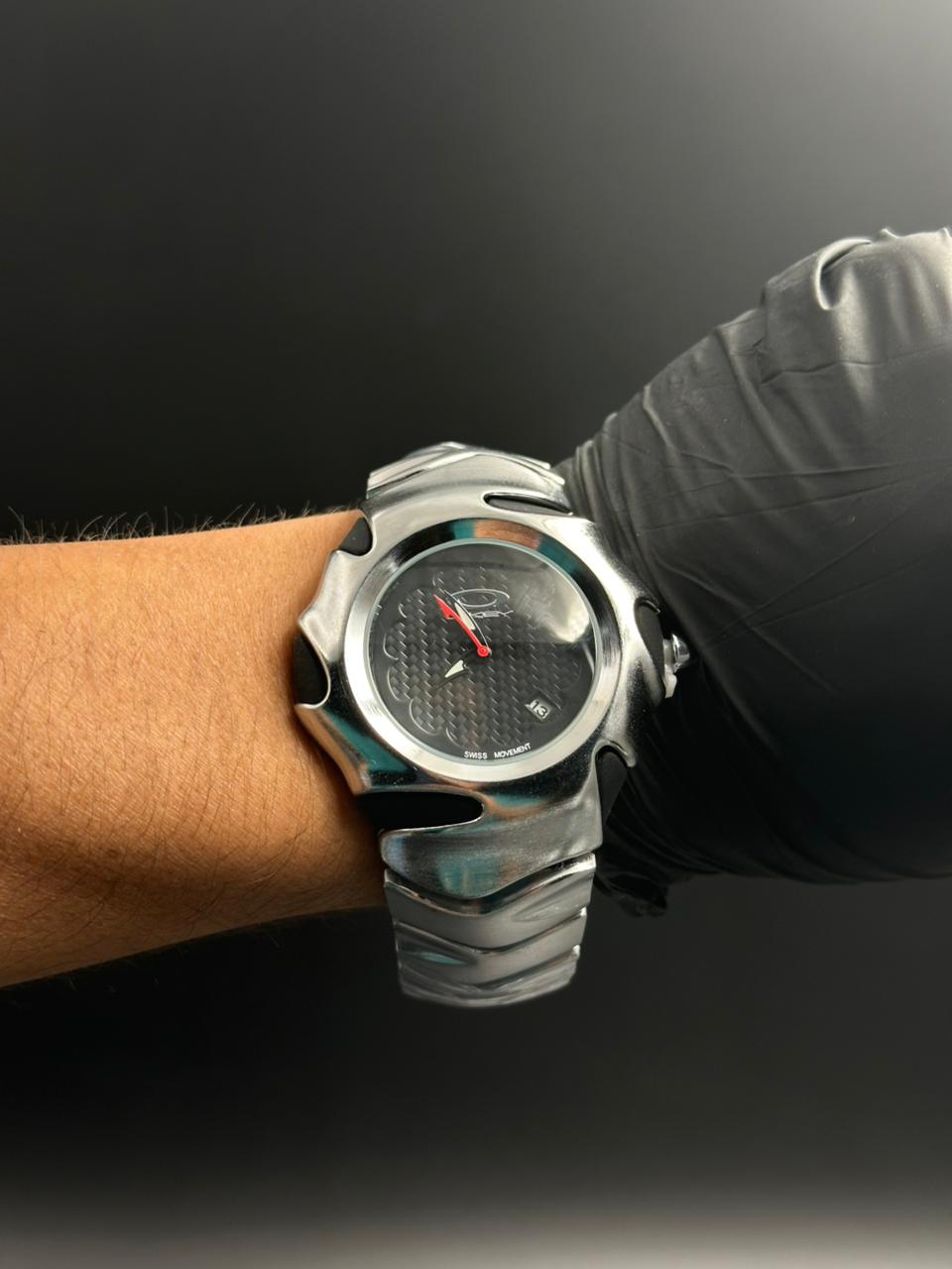 Okey Blade Texturizado Plateado Tablero Negro