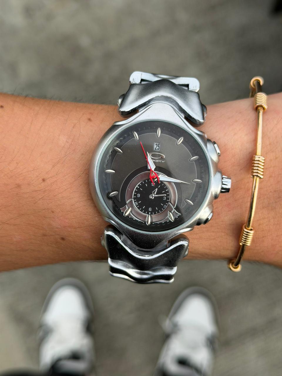 Okey Judge Plateado Tablero Negro