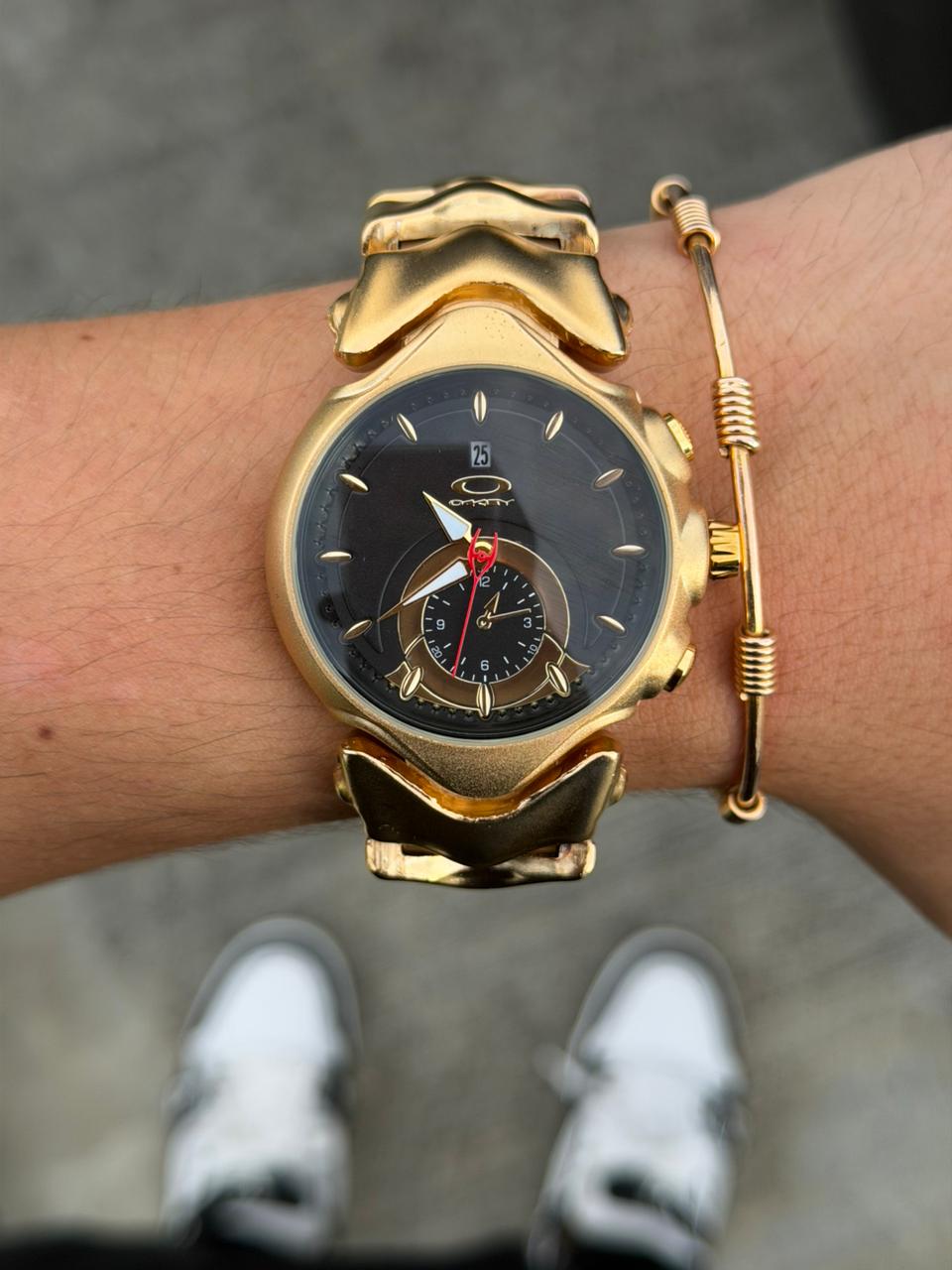 Okey Judge Dorado Tablero Negro