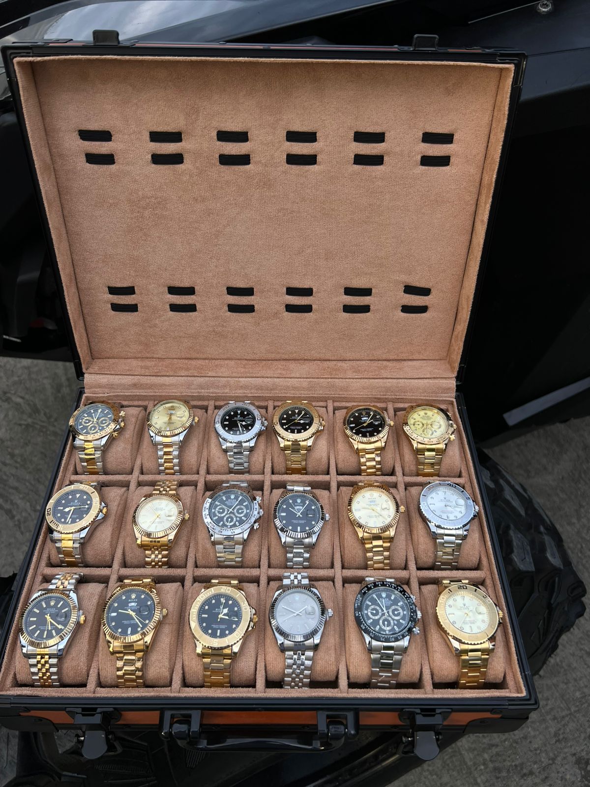 Combo El Rey De La Corona