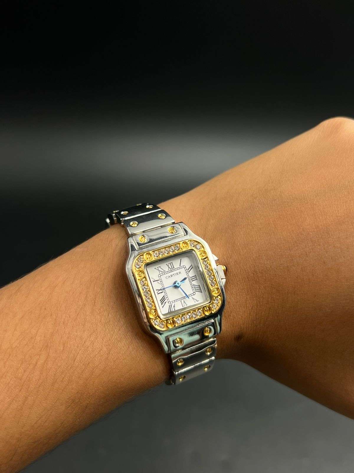 Crtr Mujer Bicolor Dorado Tablero Blanco Dorado