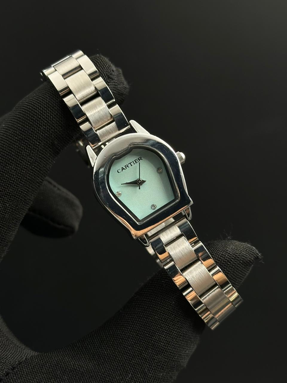 Crtr Mujer Plateado Tablero Verdoso