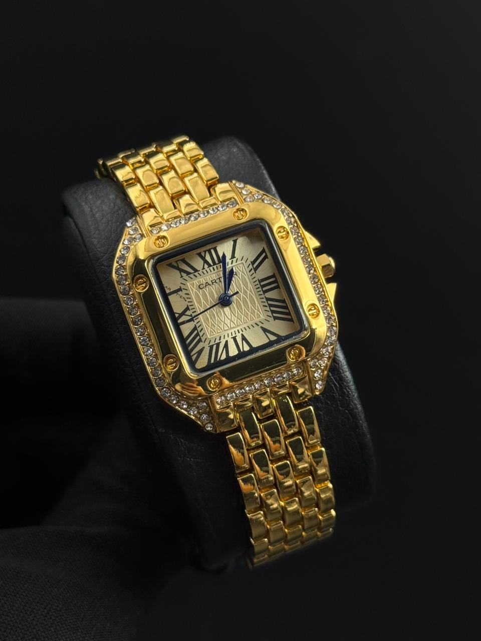 Crtr Mujer Dorado Tablero Blanco