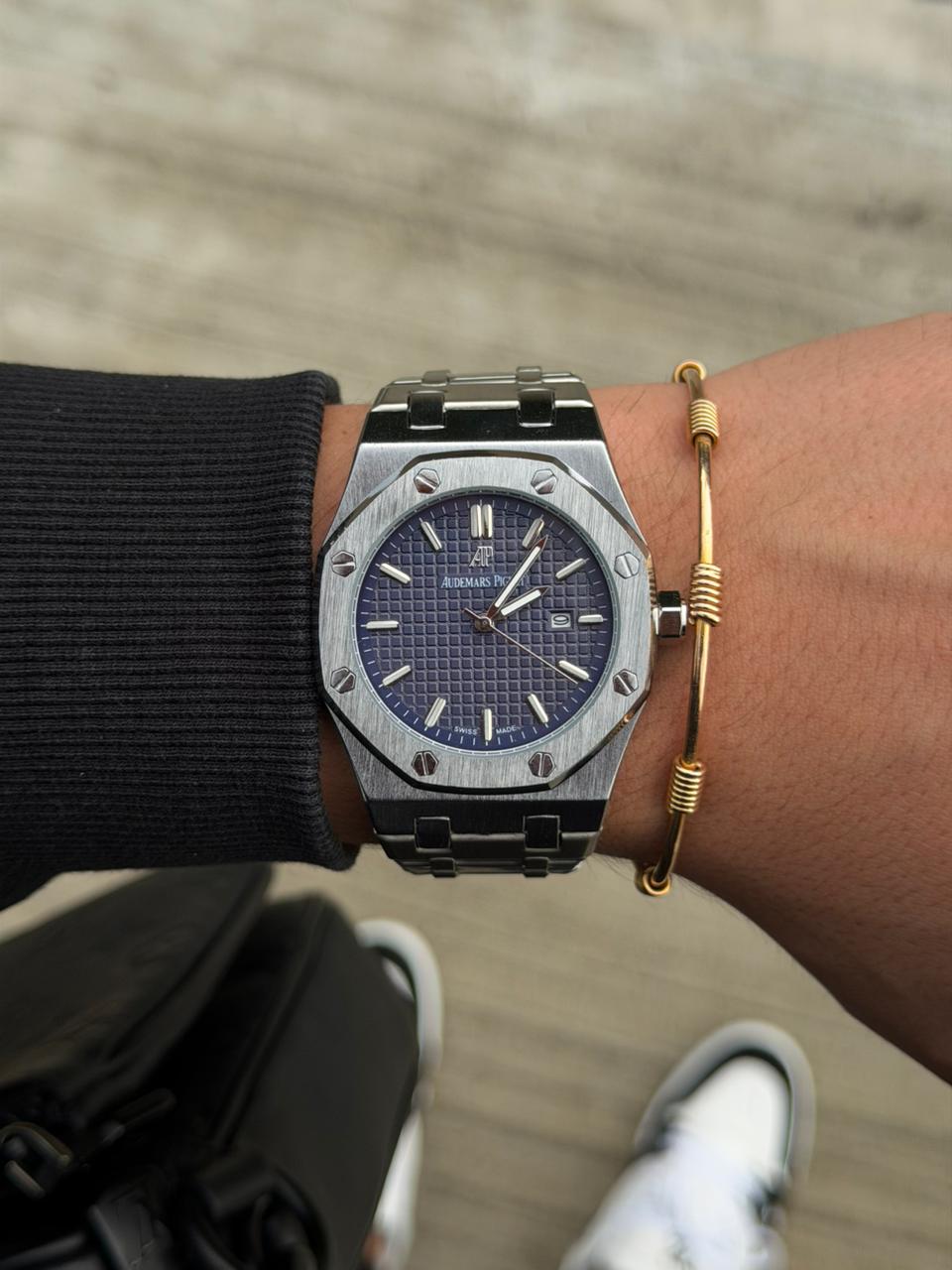 Admrs Metalico Liso Plateado Tablero Azul