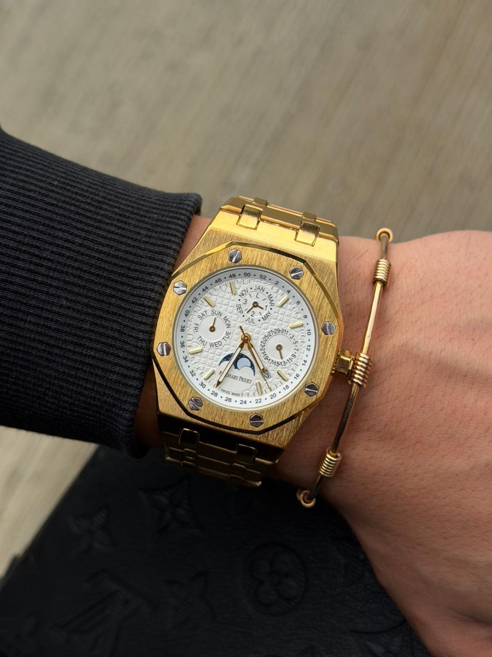 Admrs Metalico Dorado Tablero Blanco