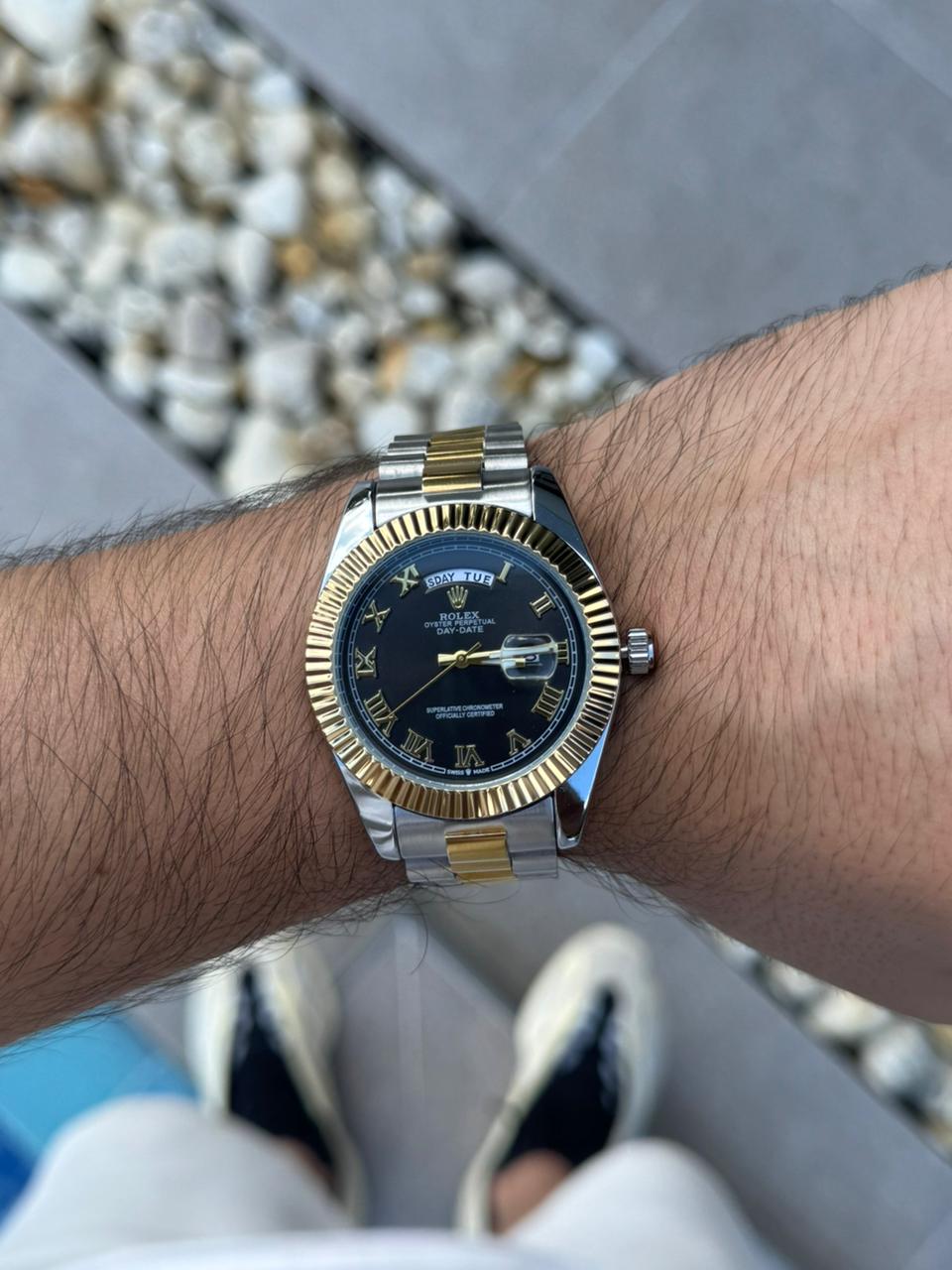 Rlx Roman Bicolor Dorado Tablero Negro