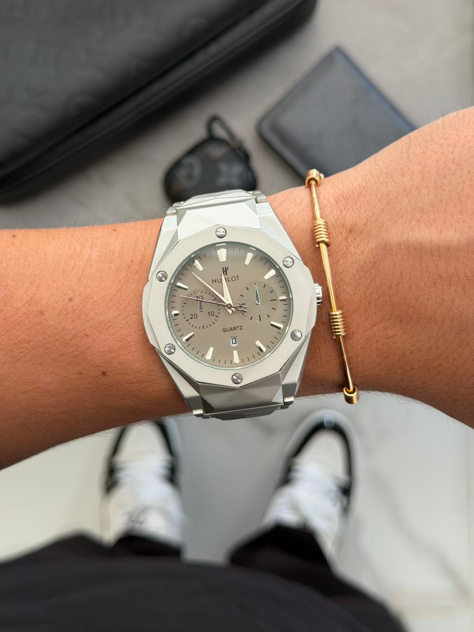 Hblt Resina Gris Crono Tablero Gris