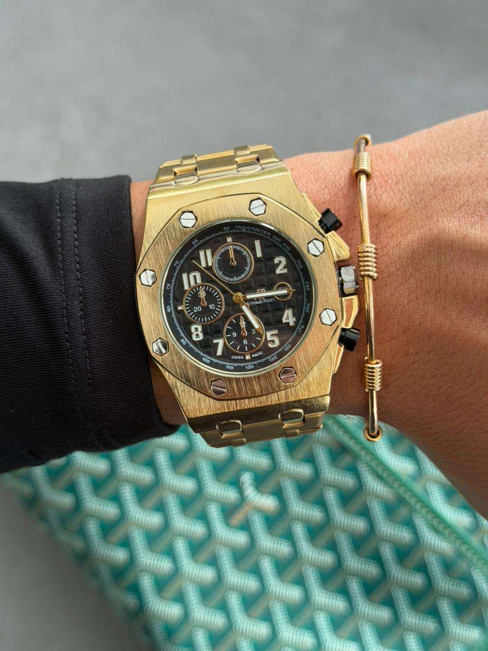 Admrs Metalico 2026 Dorado Tablero Negro