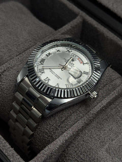 Rlx Roman Plateado Tablero Plateado