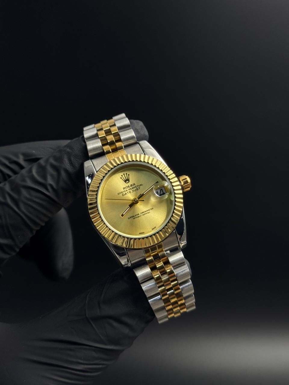 Rlx Day Mujer Bicolor Dorado Tablero Dorado