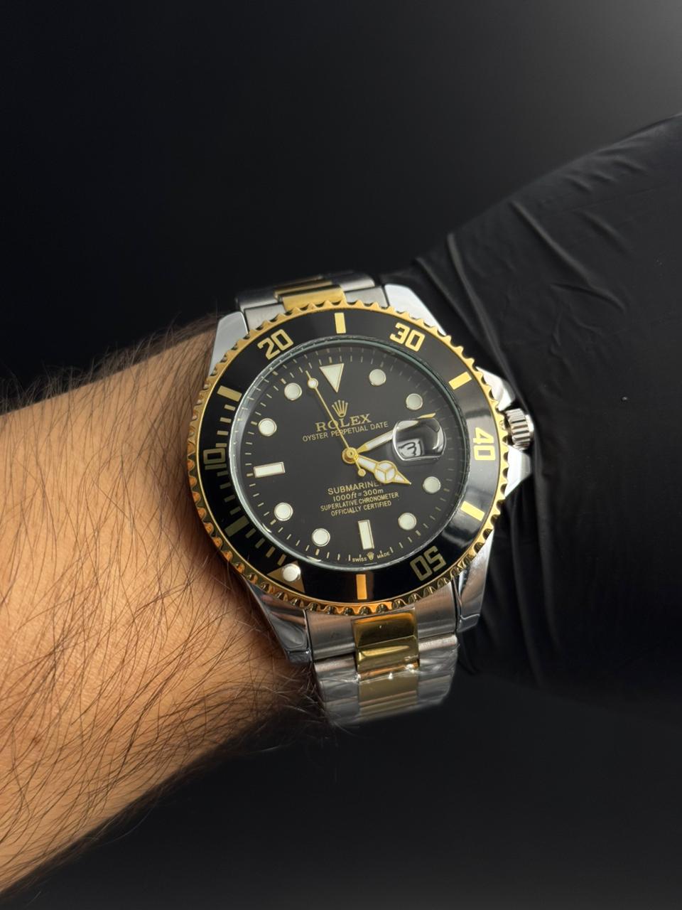 Rlx 2026 Submariner Bicolor Dorado Tablero Negro Bisel Negro