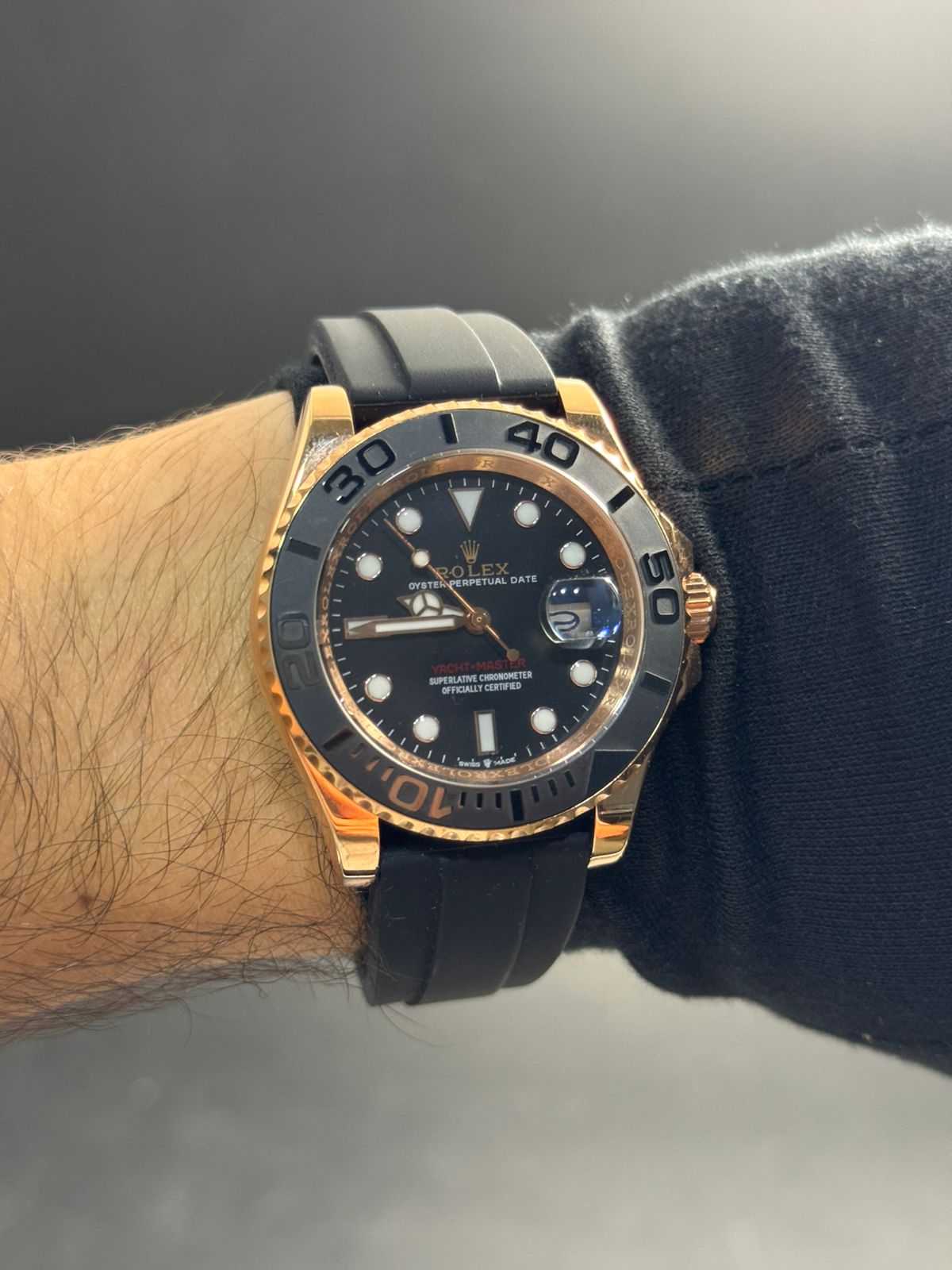 Rlx Luxury Goma Negra Tablero Negro Dorado