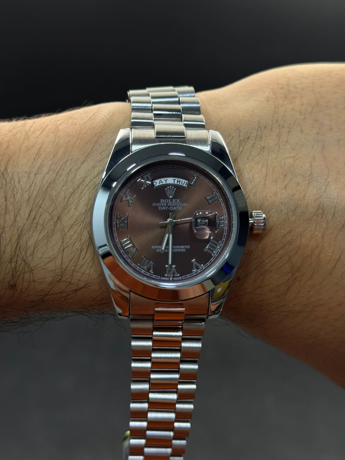 Rlx Roman Liso Plateado Tablero Cafe